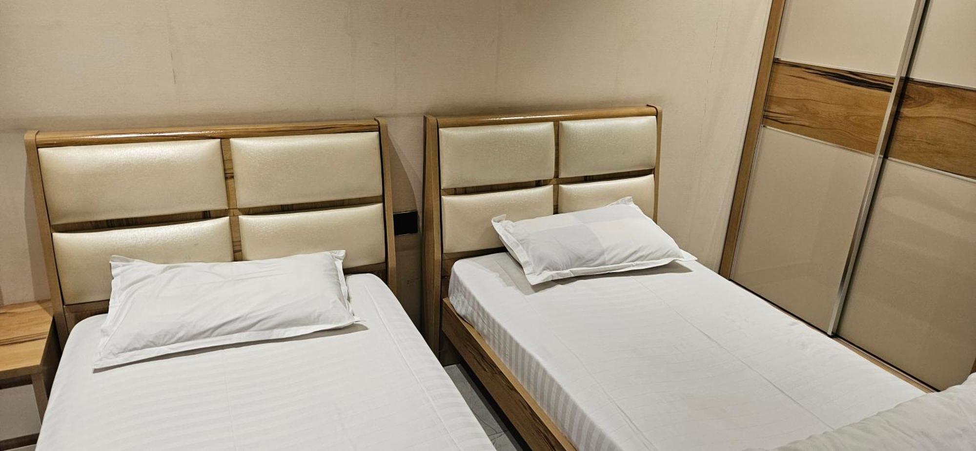 Stayez Studio Apartments Indore Dış mekan fotoğraf
