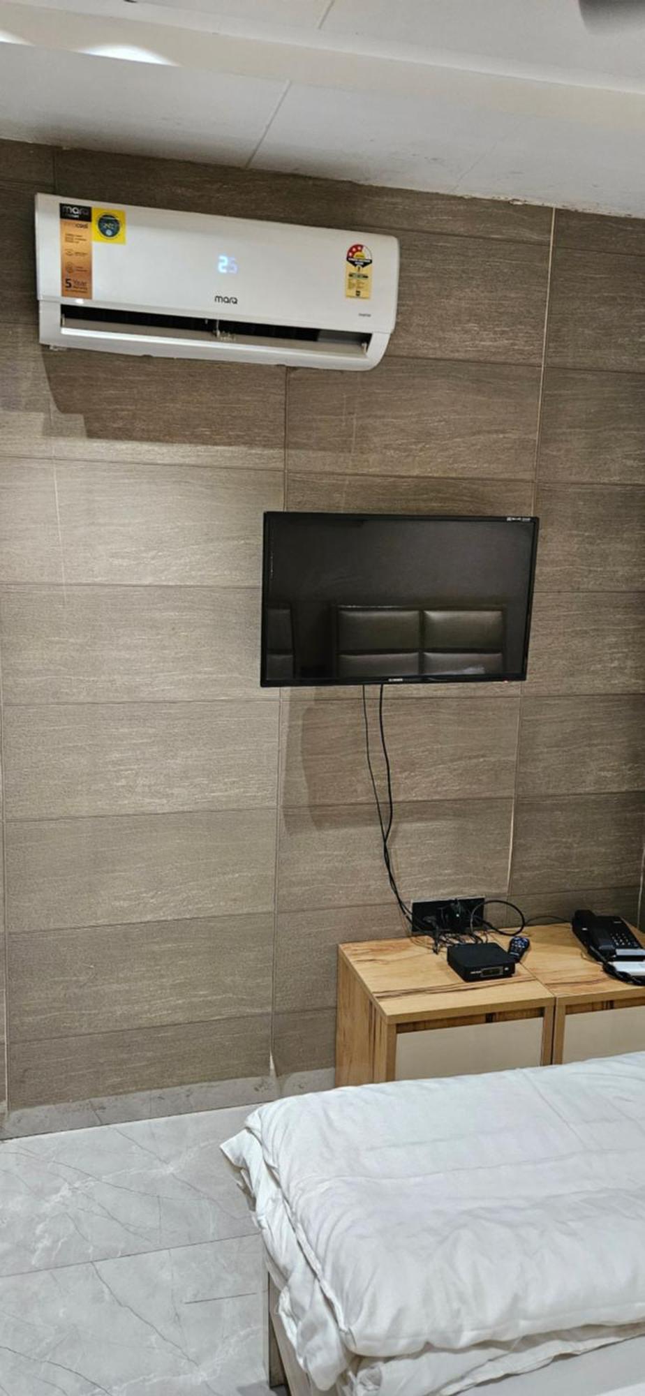 Stayez Studio Apartments Indore Dış mekan fotoğraf