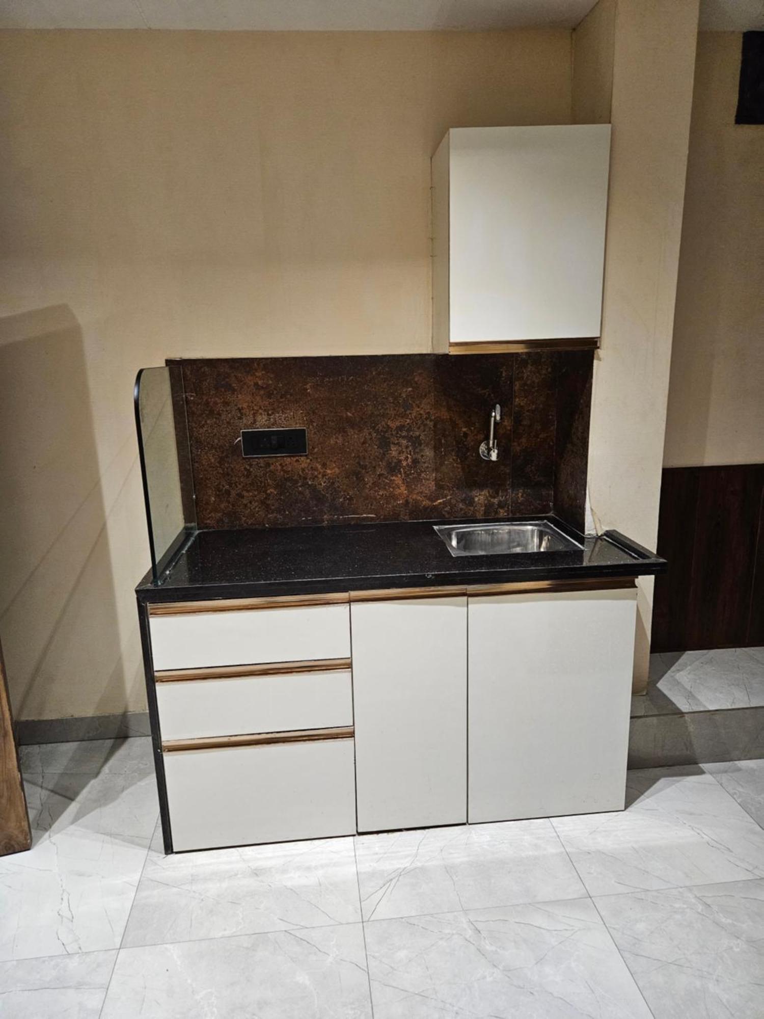 Stayez Studio Apartments Indore Dış mekan fotoğraf